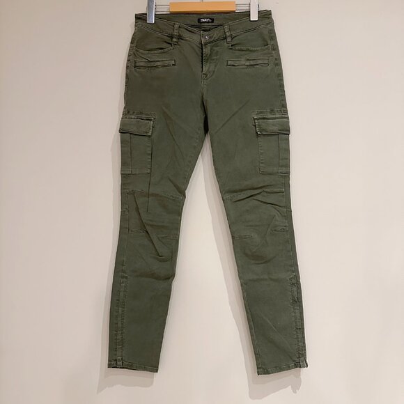 Aritzia TNA Olive Green Cargo Pants Womens Size 6 Low-Mid Rise Skinny Slim Fit - Picture 1 of 10